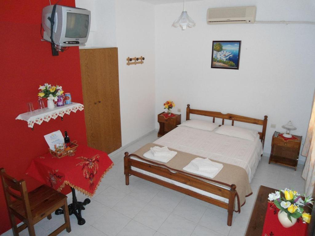 Evi Apartments And Studios Theologos  Phòng bức ảnh